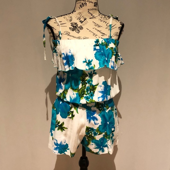 Beautiful bright jumpsuit made in Hawaii NWOT - Picture 5 of 9